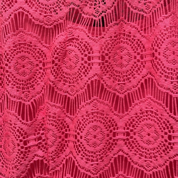 🌷5/$20🌷 Fishbowl Pink Crochet Dress - Picture 4 of 8